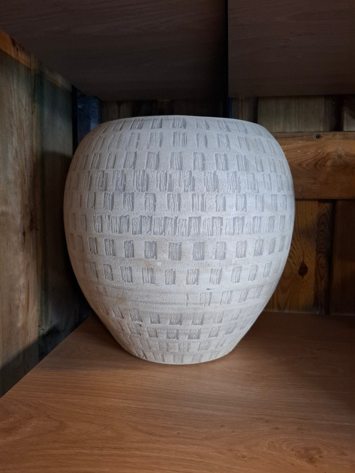 Decoratieve vaas met uniek textuurpatroon, Ophalen, Zo goed als nieuw, Overige kleuren, Minder dan 50 cm