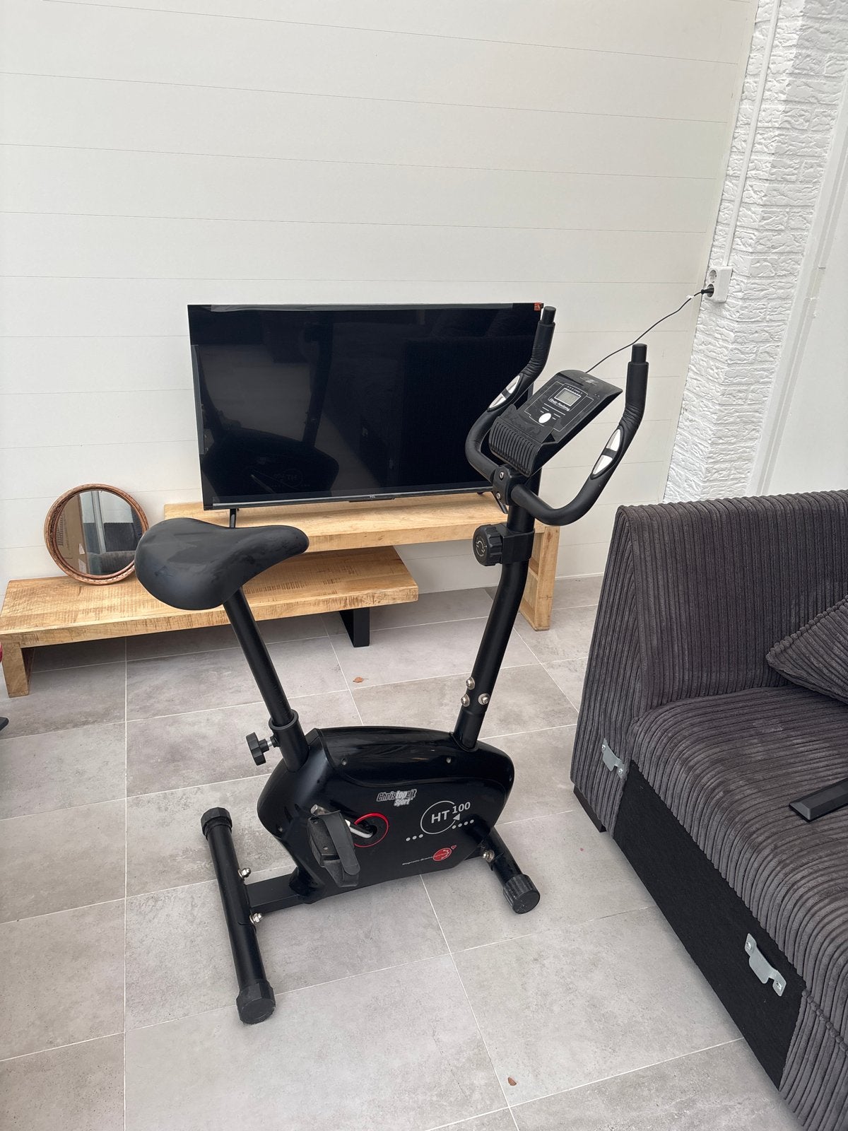 Hometrainer HT 100 - Perfect voor thuisworkouts, Ophalen, Gebruikt, Metaal, Benen