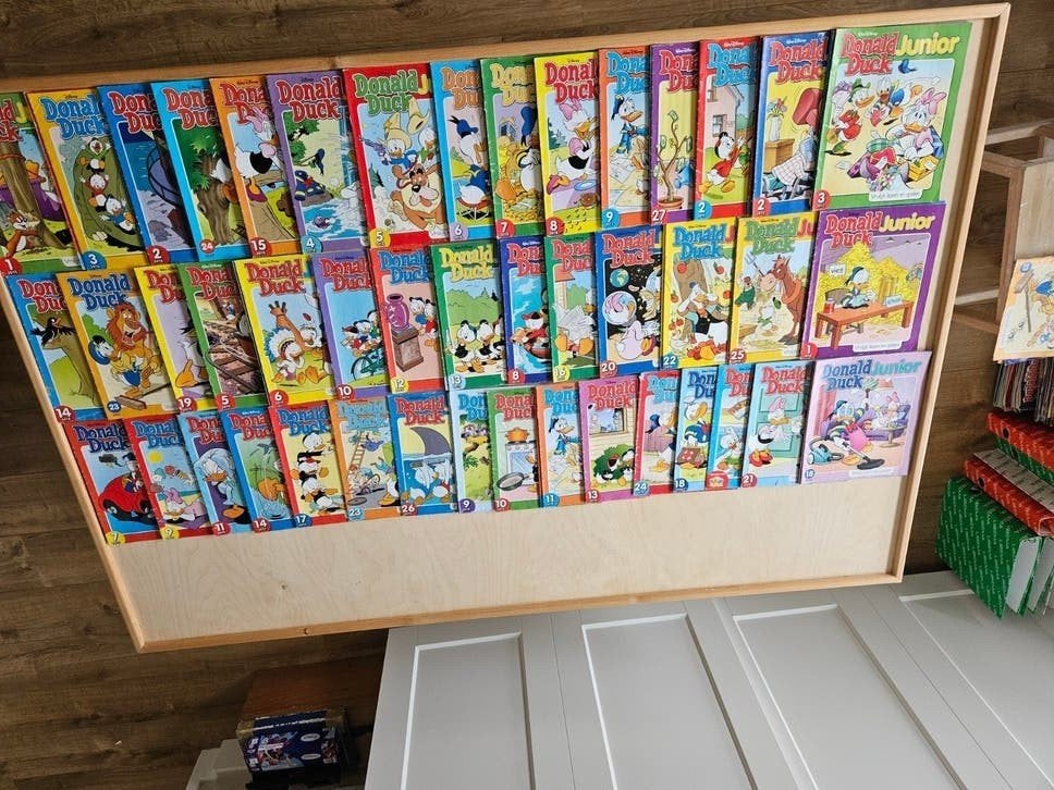 Donald Duck Junior 45 stuks, Boeken, Meerdere stripboeken, Ophalen of Verzenden, Gelezen