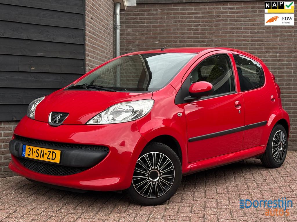 Peugeot 107 1.0-12V XS | Automaat | Airco | 5-deurs | Eerste, Stof, Gebruikt, Zwart, 4 stoelen