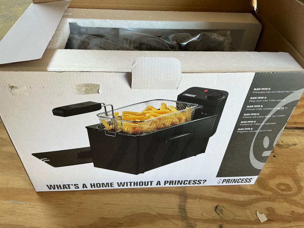 Princess Black Fryer 3L - Nieuw in doos, 2 tot 3 liter, Ophalen of Verzenden, Nieuw, Uitneembare binnenpan
