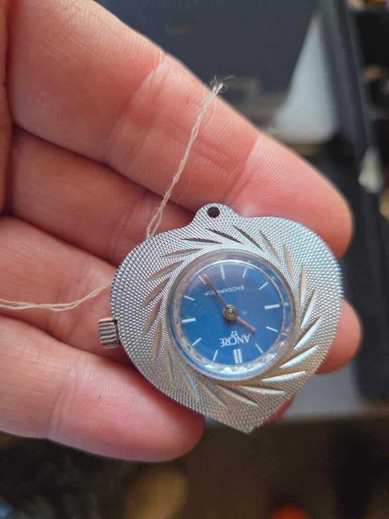 Vintage Ancre Shockproof Hartvormig Horloge - Verzamelaar, Sieraden, Tassen en Uiterlijk, Horloges | Antiek, Overige merken, Overige materialen
