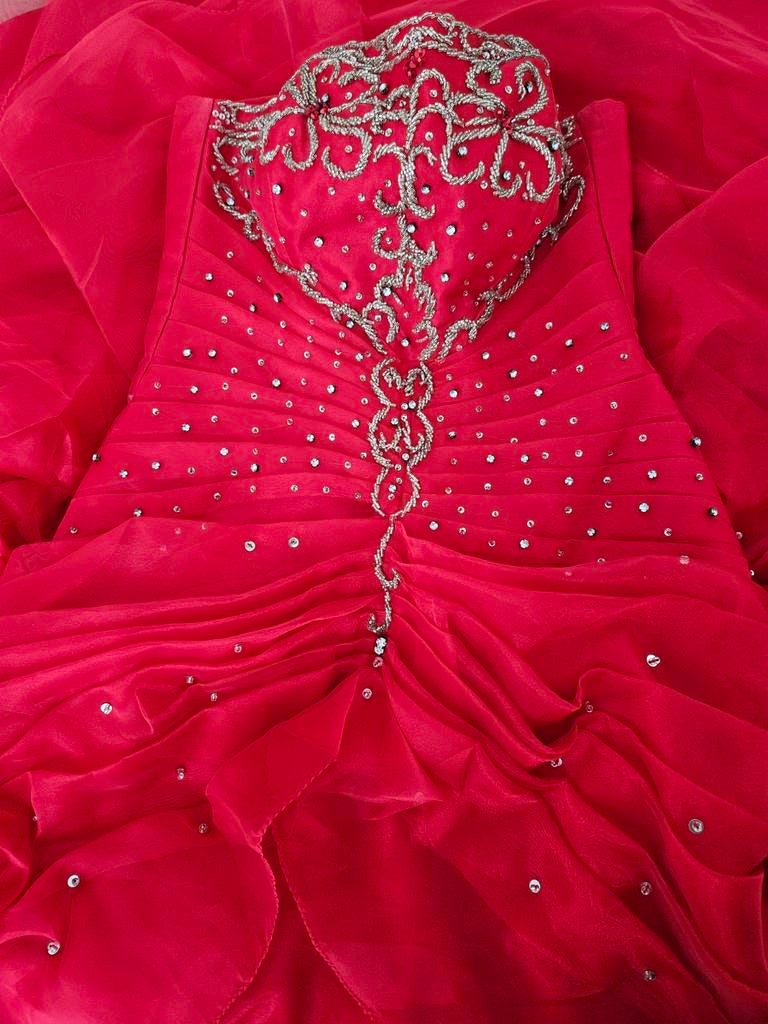 Gratis! Gala Jurk rood maat 38 met koepel - ZGAN!, Kleding | Dames, Galajurk, Zo goed als nieuw, Rood, Ophalen