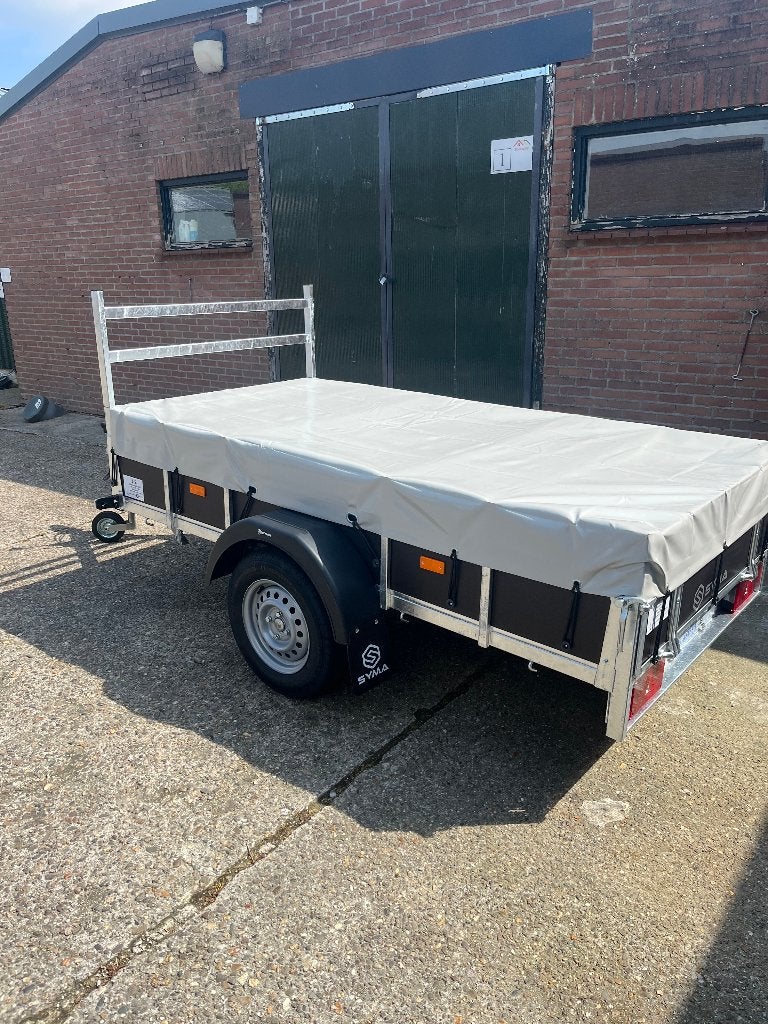 NIEUWE SYMA AANHANGER MET VLAKZEIL, 2.57.M X 1.31, ONGEREMD., Auto diversen, Ophalen, Nieuw