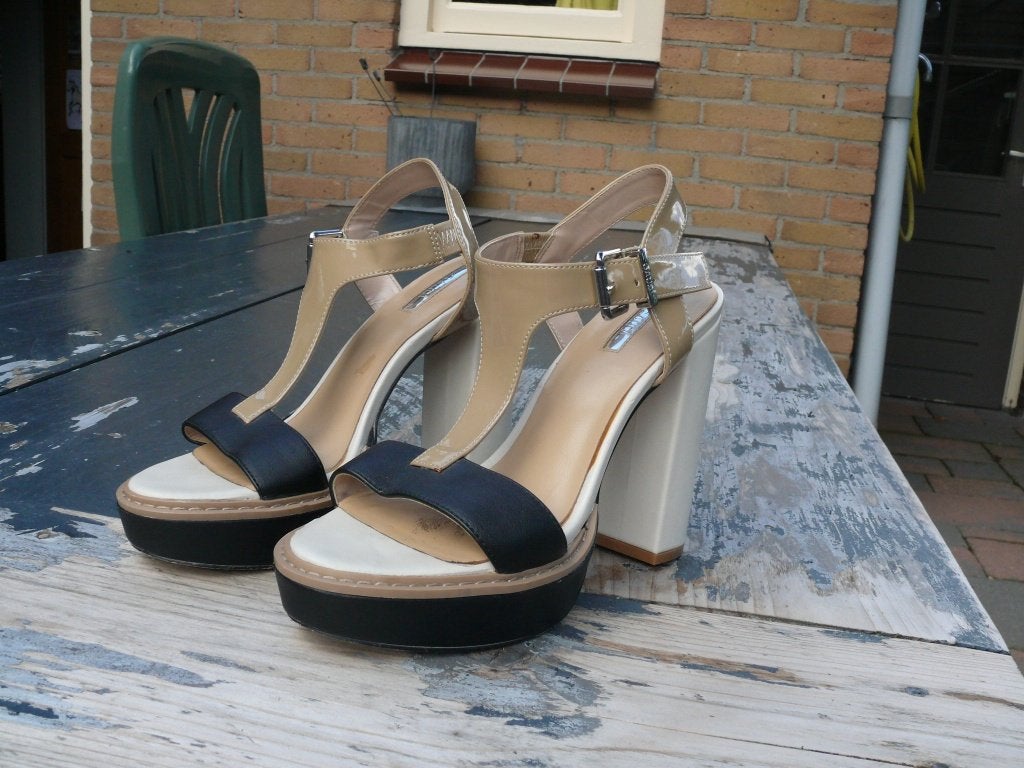 Gaudi schoenen maat 38 als nieuw, Kleding | Dames, Pumps, Overige kleuren, Ophalen of Verzenden, Zo goed als nieuw