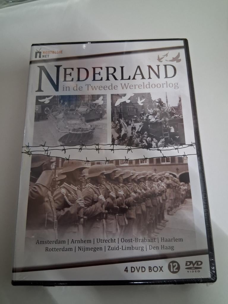 Nederland in de Tweede Wereldoorlog - 4 DVD Boxset nieuw, Boxset, Ophalen of Verzenden, Politiek of Geschiedenis, Nieuw in verpakking
