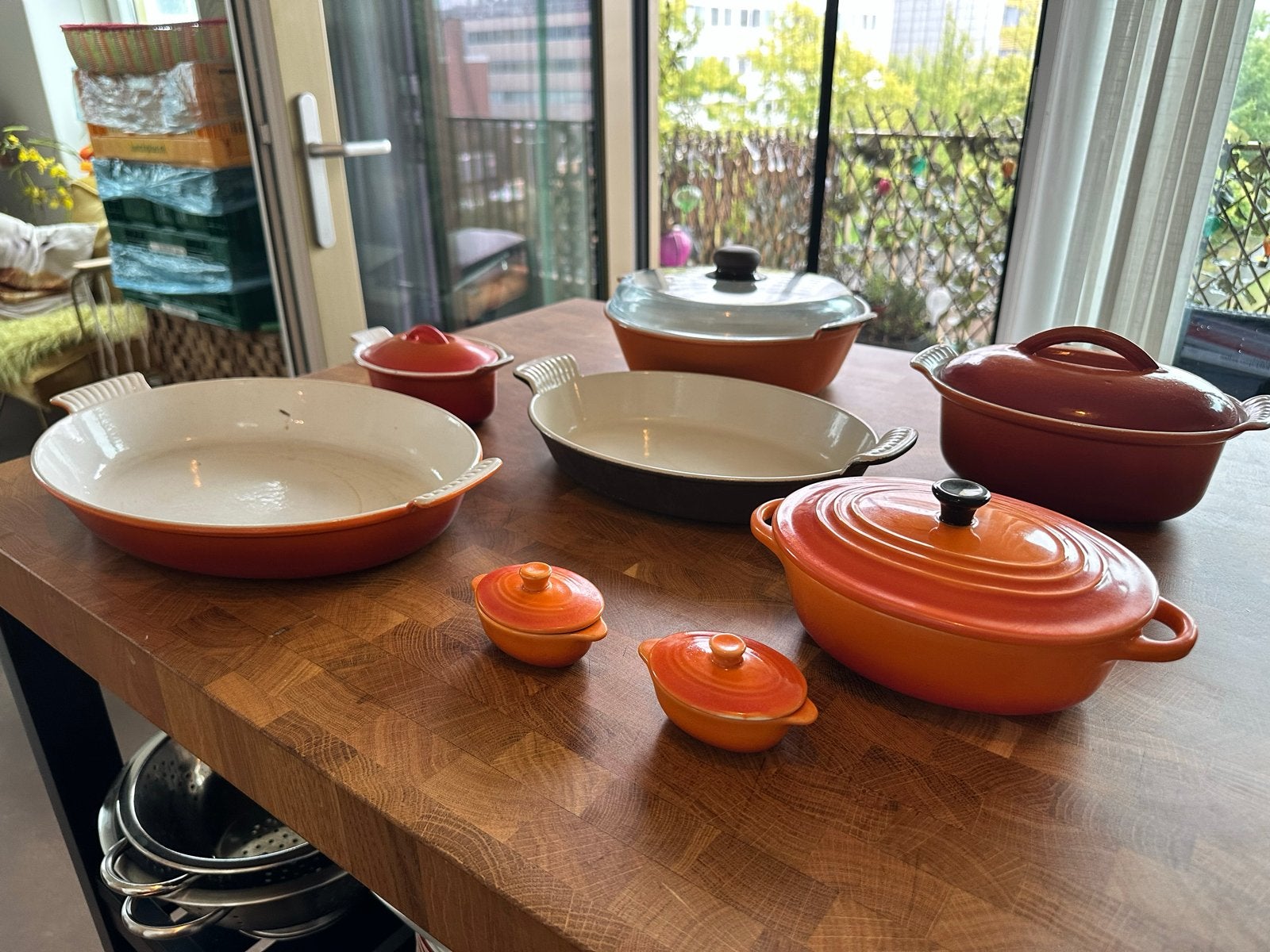 Vintage emaille ovenschalen set (8 stuks) - 50+ jaar oud, Antiek en Kunst, Ophalen of Verzenden