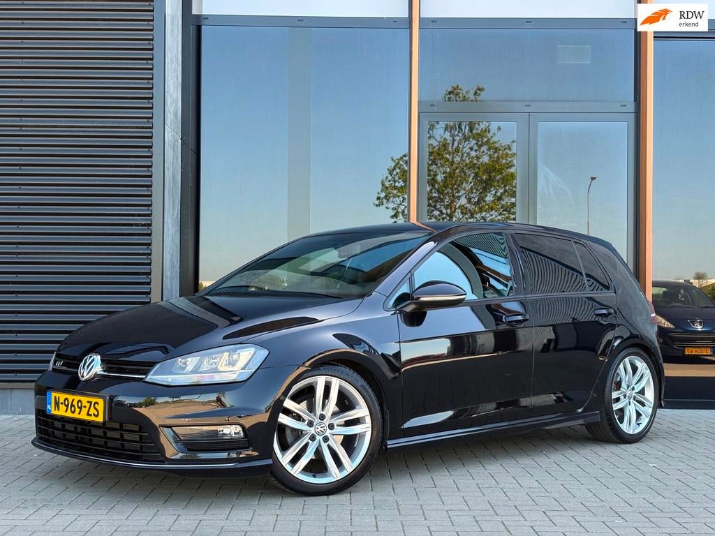 Volkswagen Golf 1.4 TSI Highline RIJKLAAR PDC STOELVERWARMIN, Voorwielaandrijving, Euro 5, Gebruikt, 1147 kg