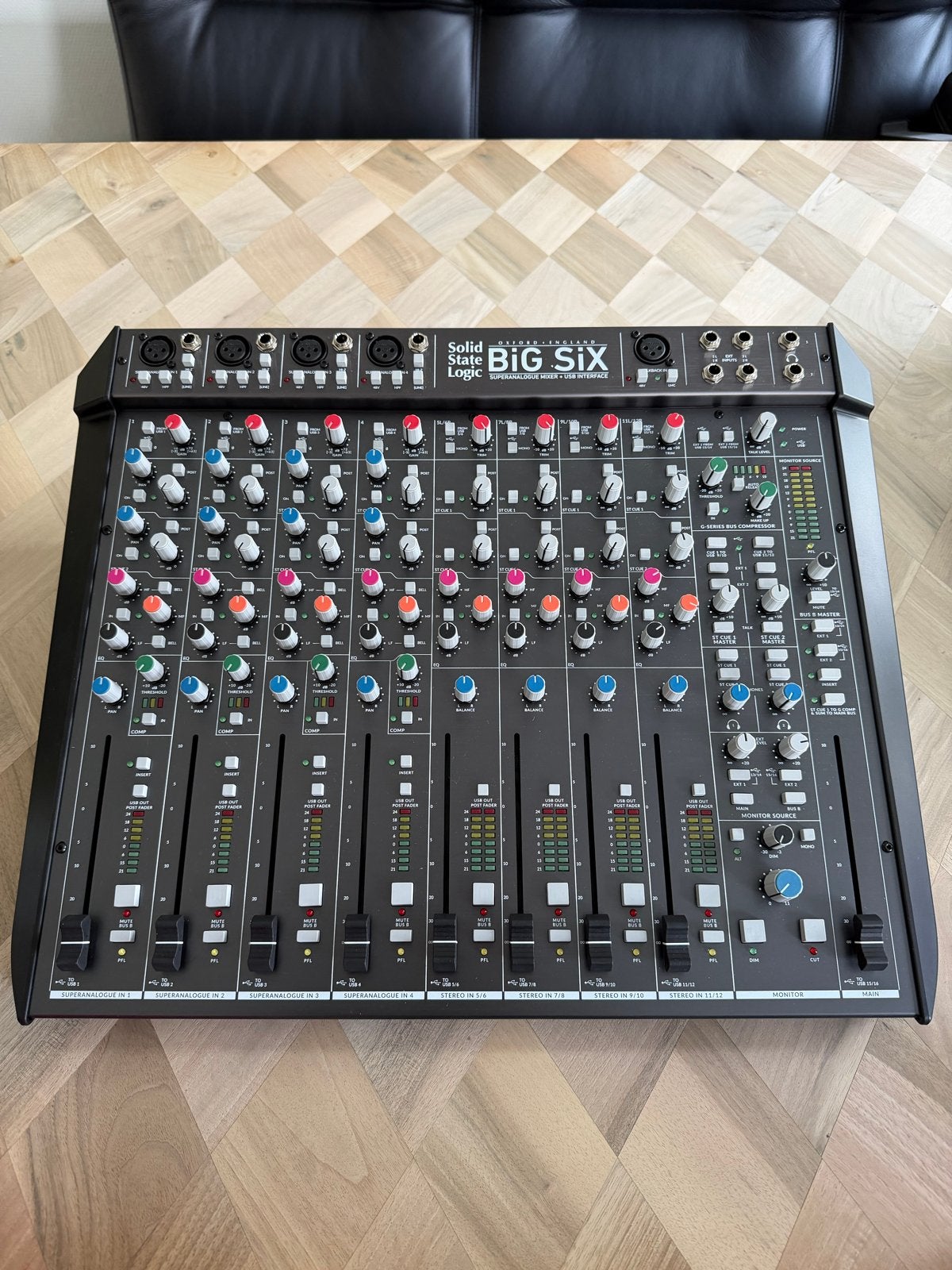 Solid State Logic BIG SIX Mixer + USB Interface, Ophalen of Verzenden, Zo goed als nieuw, 10 tot 20 kanalen, Microfooningang