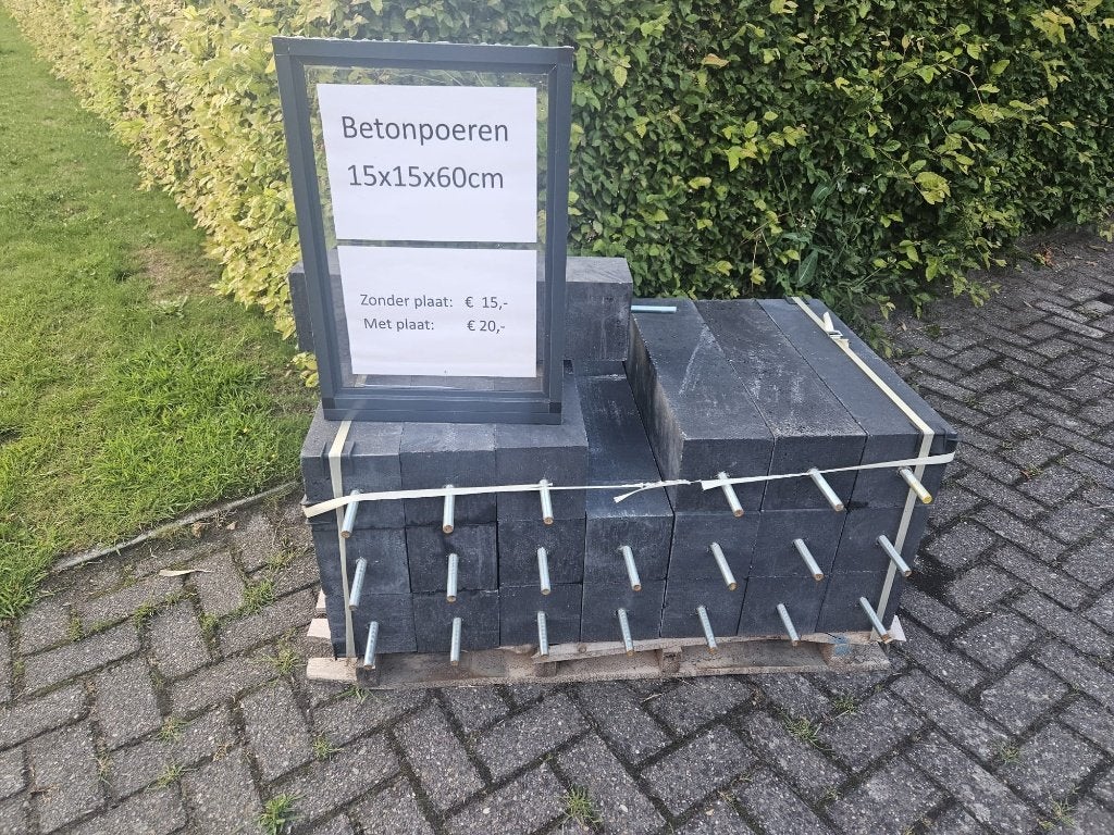 Betonpoeren 15x15x60cm. Nieuw, uit voorraad leverbaar!, Ophalen of Verzenden, Nieuw, Minder dan 180 cm, Overige typen