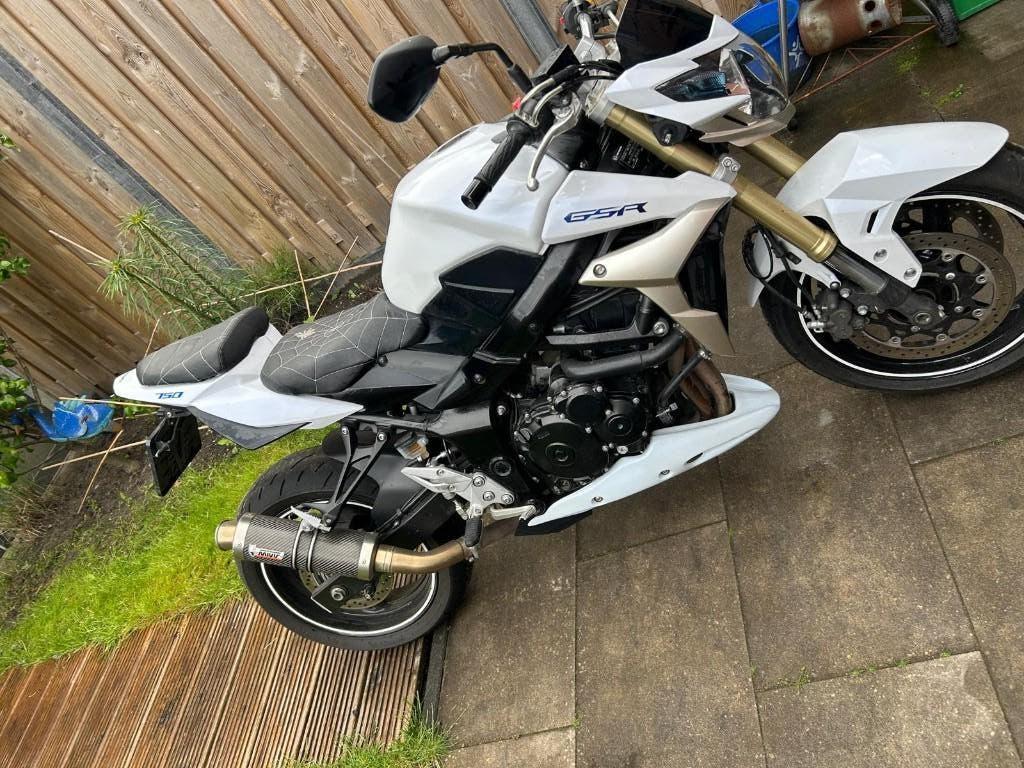 suzuki GSR-750, Motoren, Motoren | Suzuki, 750 cc, 4 cilinders, Motorrijbewijs A, Gebruikt