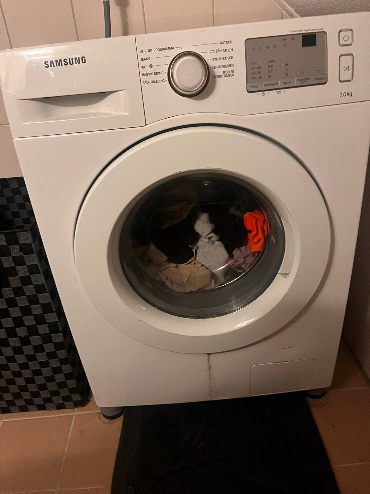 Wasmachine Samsung scheurtje in rubber, Ophalen, Gebruikt, 85 tot 90 cm, 1200 tot 1600 toeren