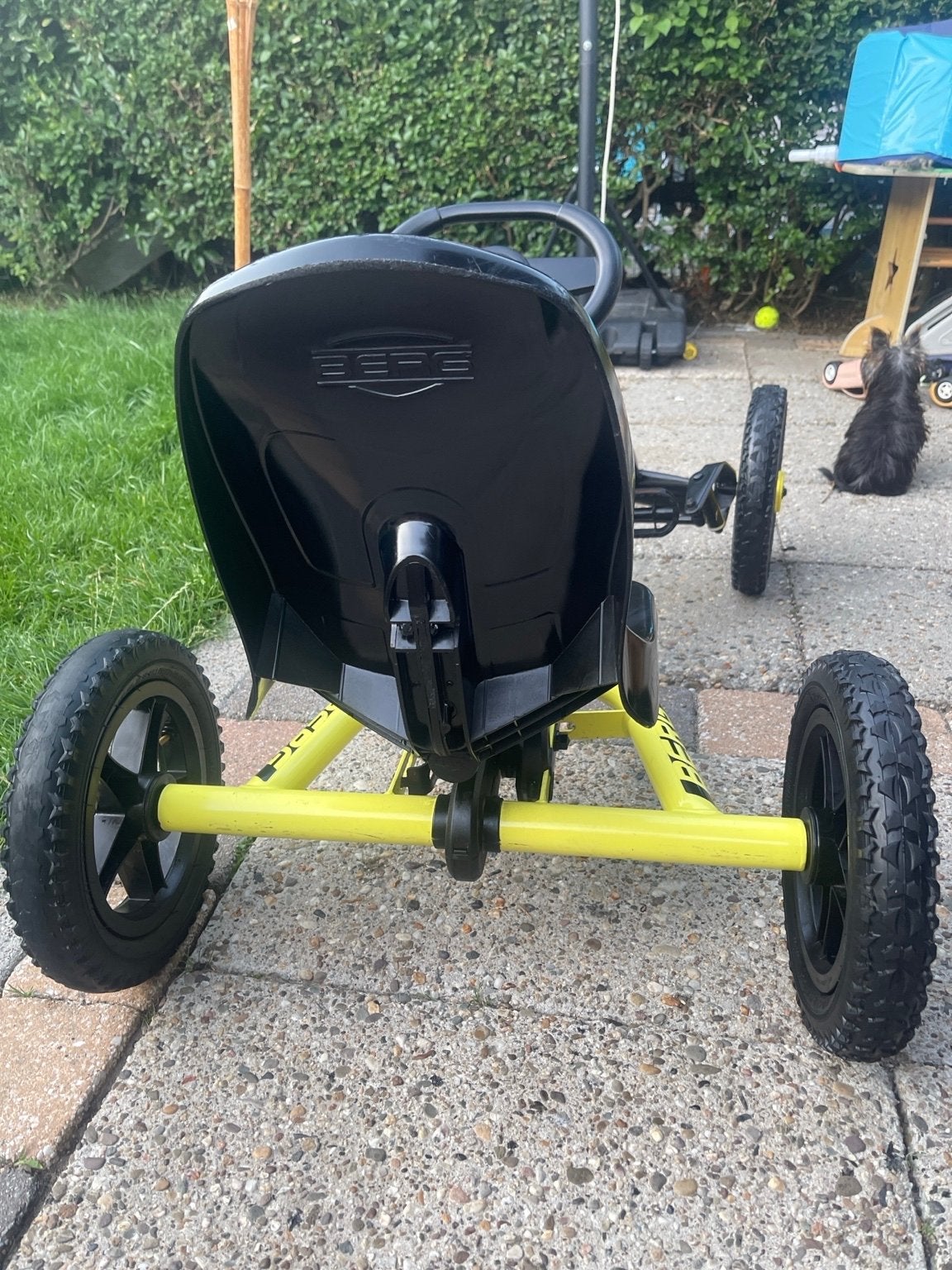 Foto 9 van BERG Biky Loopfiets Zwart/Geel - Zo goed als nieuw