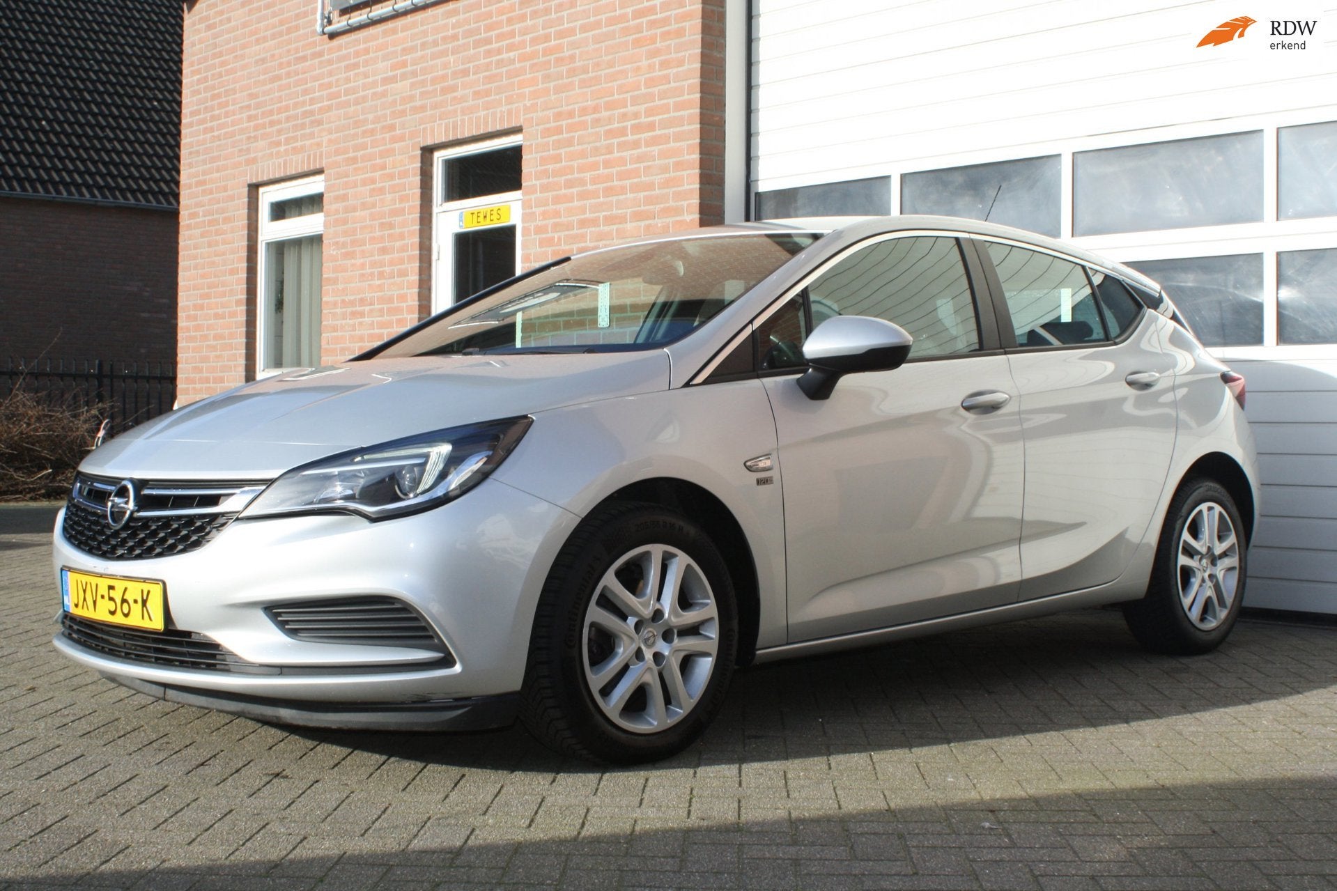 Opel ASTRA 1.6 CDTI Online Edition Navigatie, 5Deurs, Airco,, Voorwielaandrijving, Parkeersensor, Gebruikt, Euro 6
