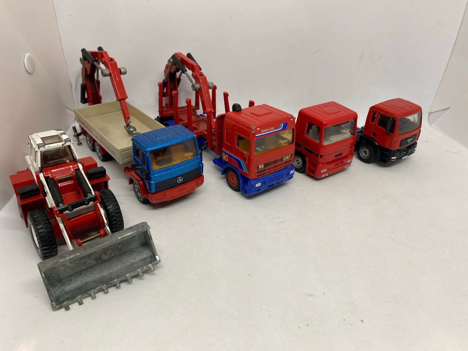 Vintage Siku vrachtwagens en bouwmachines - Set van 6, Gebruikt, Schlittenbacher Straße 60, 58511 Lüdenscheid, Germany, Phone: +49 2351-876-0 (Headquarters)