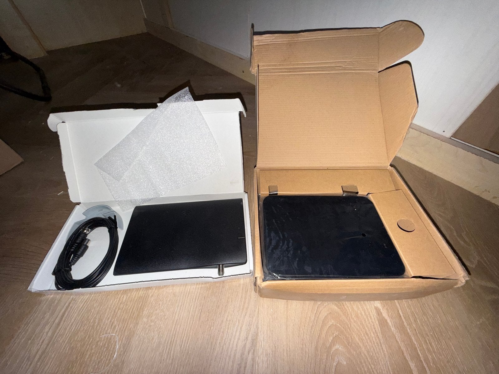 2 stuks KPN digitenne set, Ophalen of Verzenden, Nieuw, Antenne