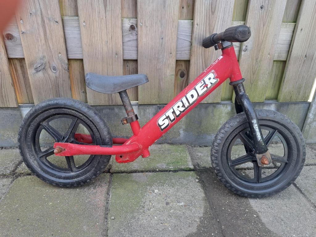 Strider Loopfiets Rood - Goed Gebruikt, Ophalen, Gebruikt, Minder dan 16 inch, Strider