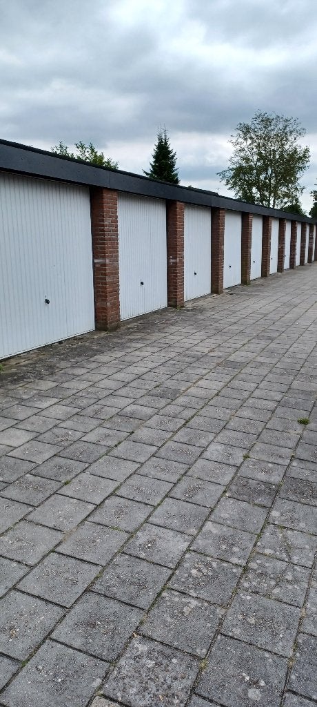 Wolvega   GARAGEBOX OPSLAGRUIMTE.