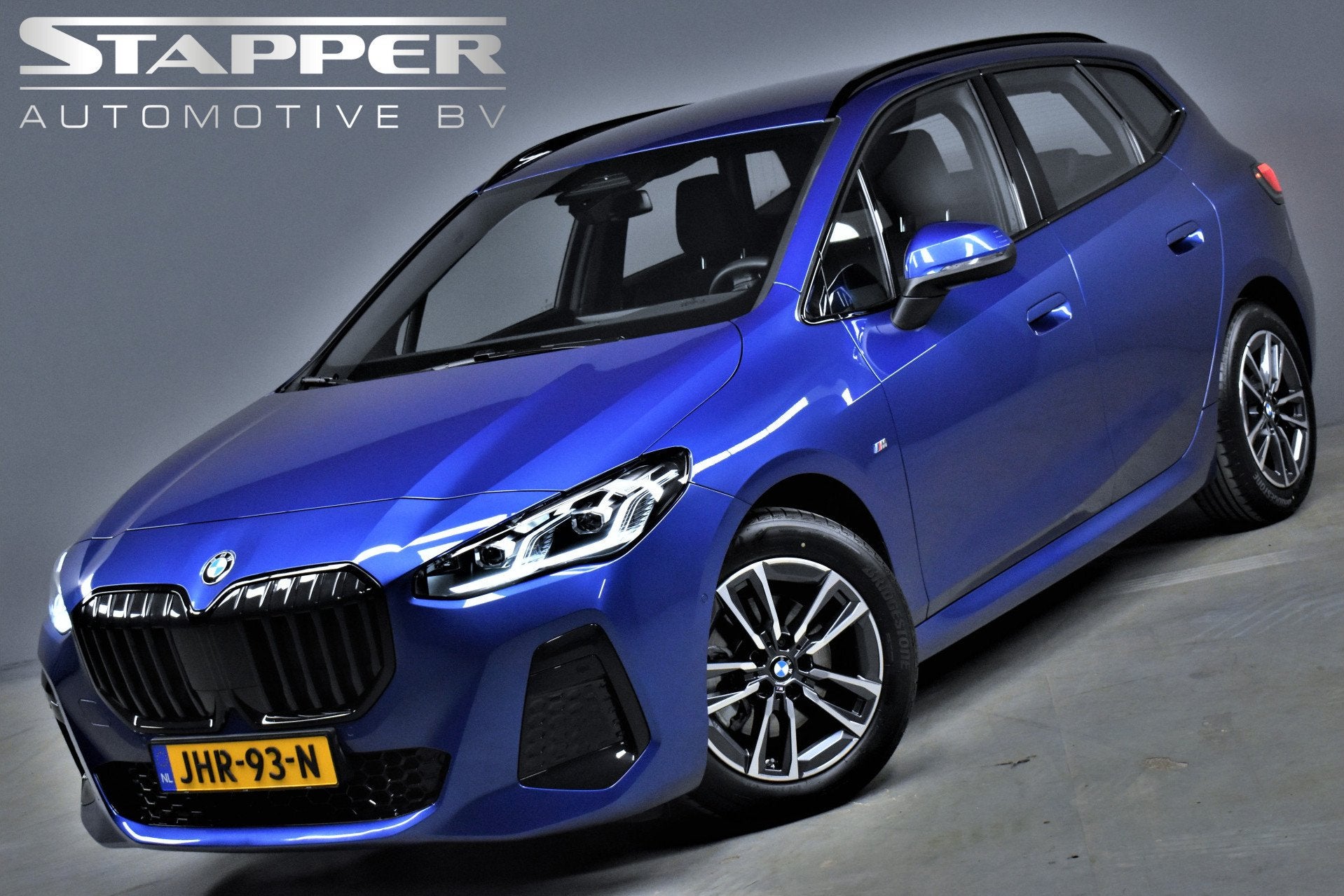 BMW 2 Serie Active Tourer 218i 136pk Automaat M-Sport 1e Eig, Auto's, BMW, 136 pk, Gebruikt, Blauw, 1445 kg