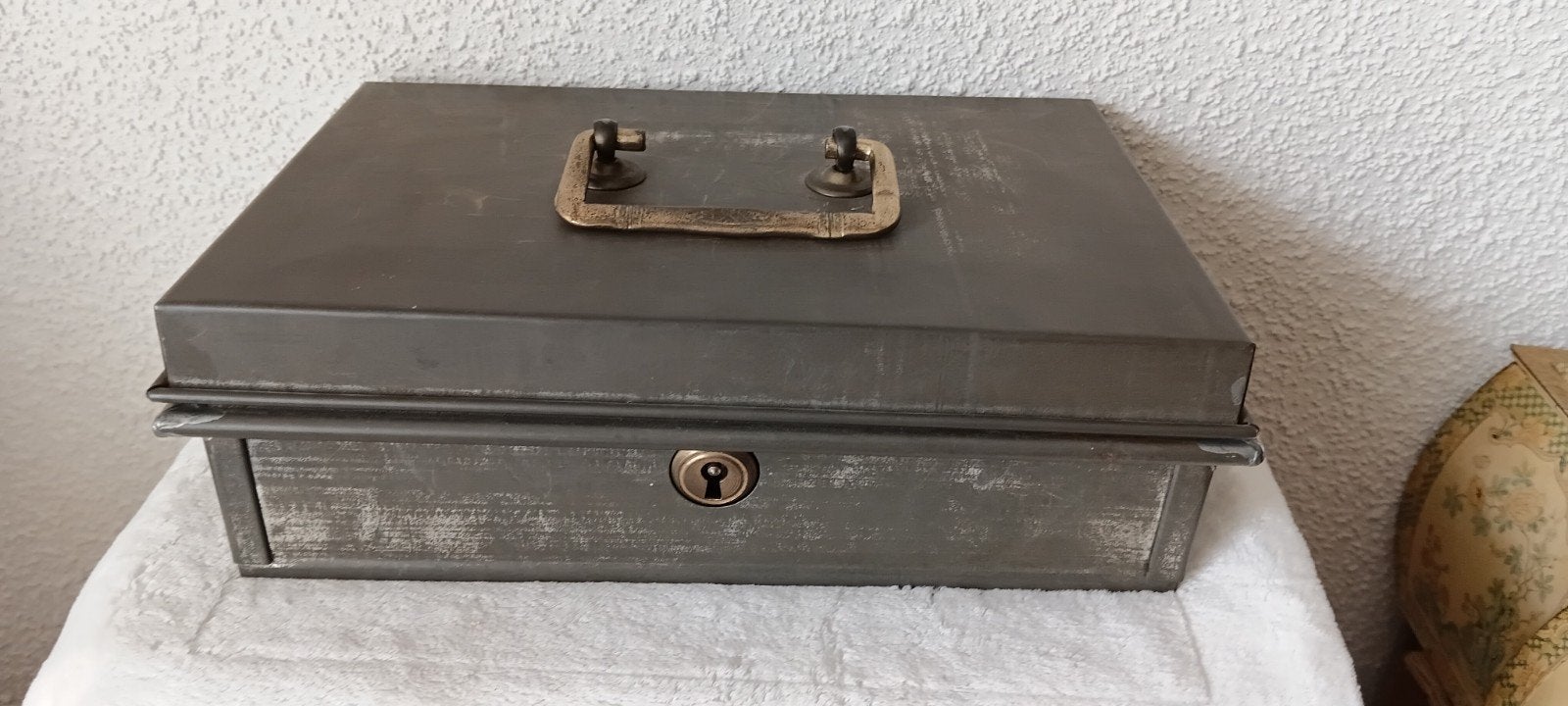 Metalen geldkistje - *, Minder dan 50 cm, Gebruikt, Minder dan 50 cm, Ophalen of Verzenden