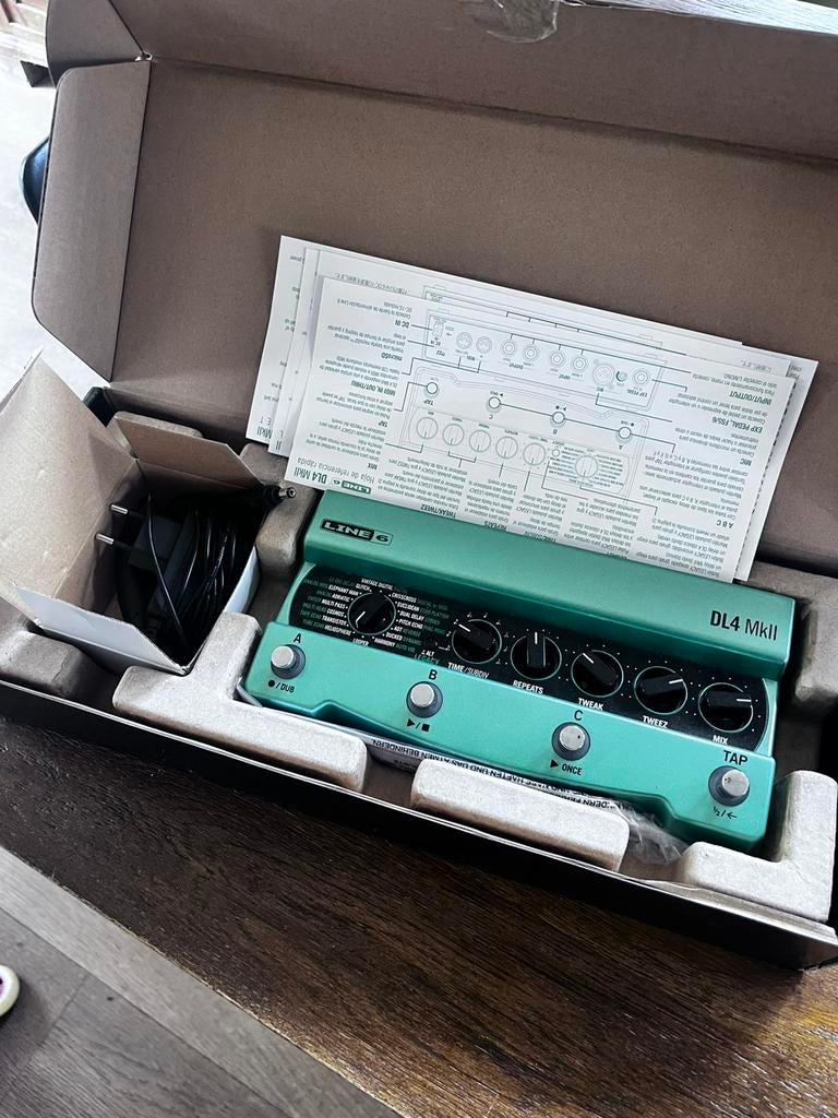 Line 6 dl4 mkii, Ophalen of Verzenden, Zo goed als nieuw