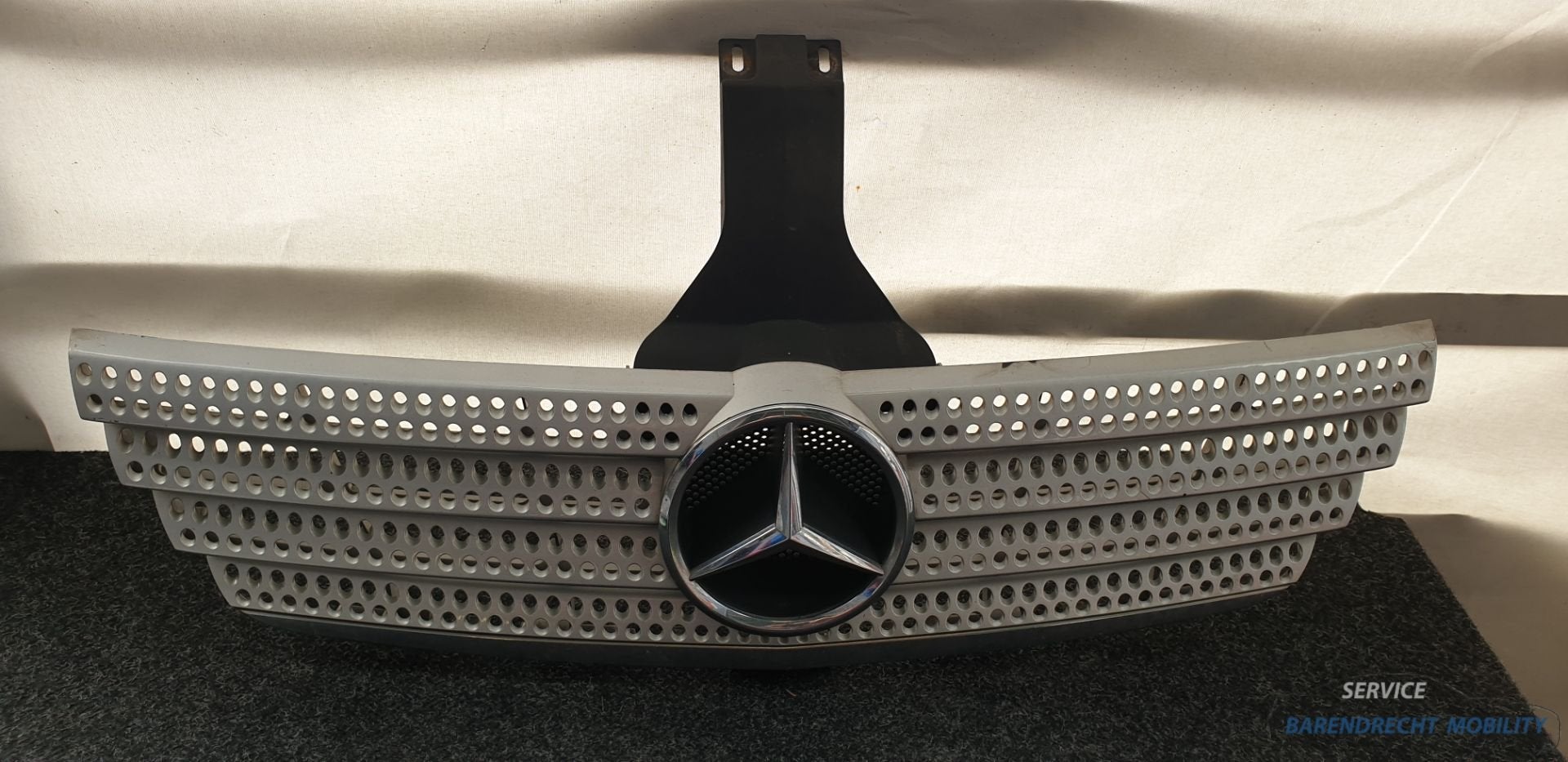Geperforeerde grille W169 A klasse Sport 1698801183 originee, Gebruikt, Mercedes-Benz AG, Voor, Mercedes-Benz