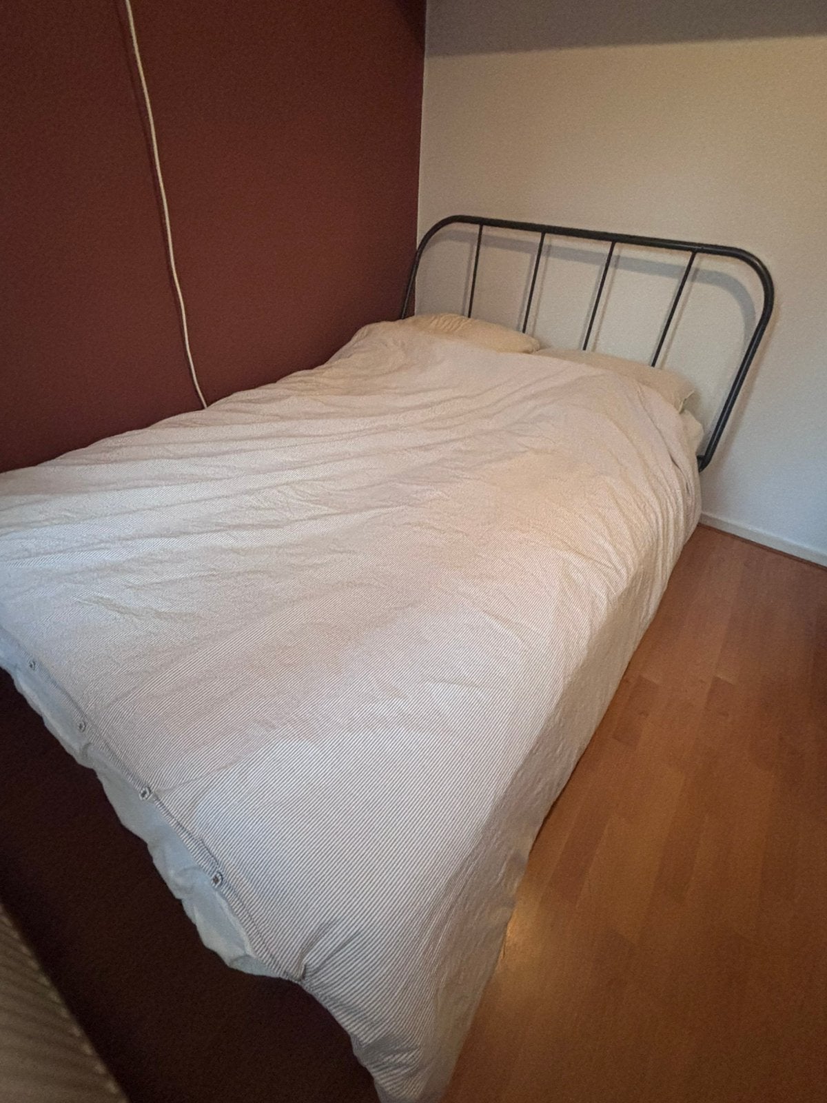 Ikea bedframe kopardal 140 x 200 inclusief lattenbodem, Ophalen, Gebruikt, Twijfelaar