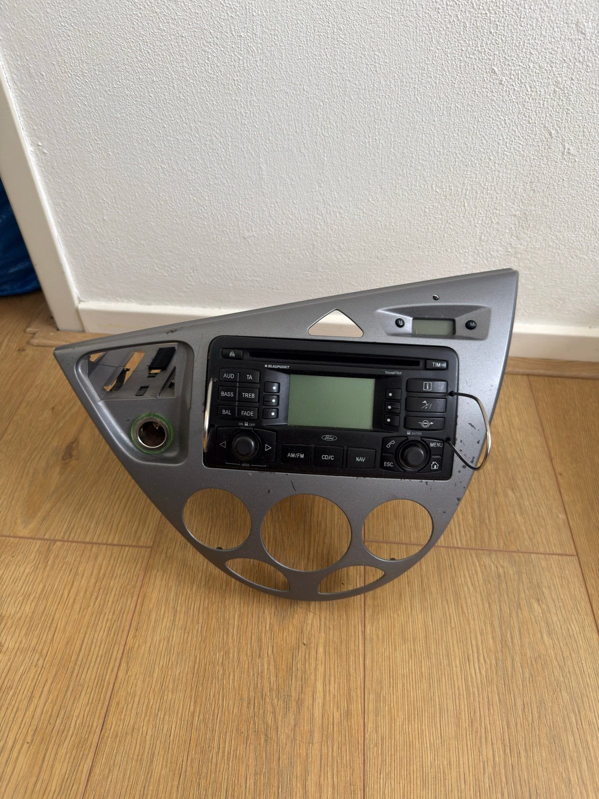 Originele Ford Focus MK1 Facelift Radio + Front, Ophalen, Gebruikt