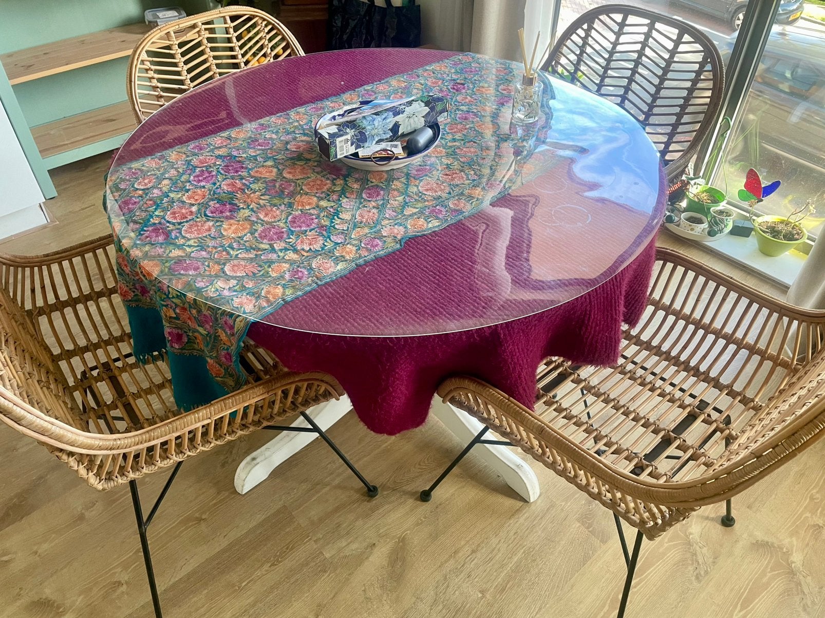 Cane chairs + Ikea table, Ophalen, Zo goed als nieuw, Rechthoekig, 100 tot 150 cm