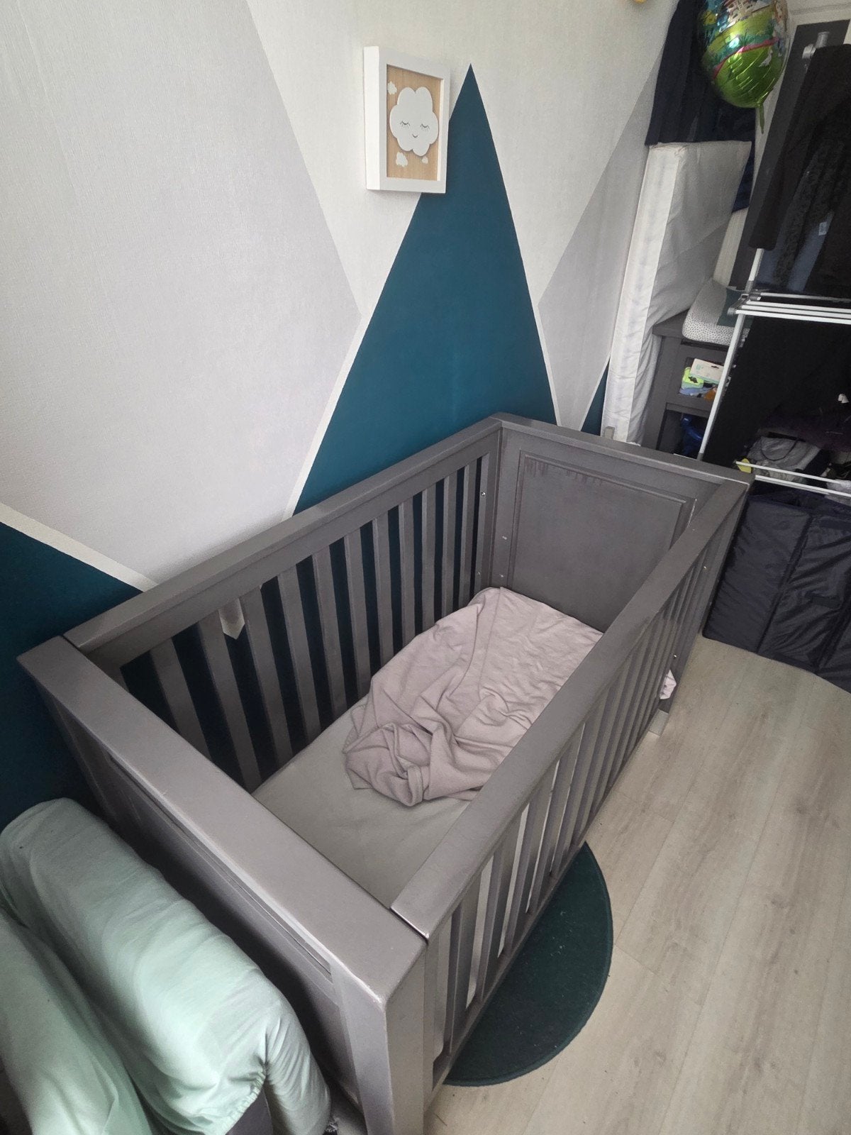 Babybedje met matras en commode met 2 lades, Ophalen, Ledikant