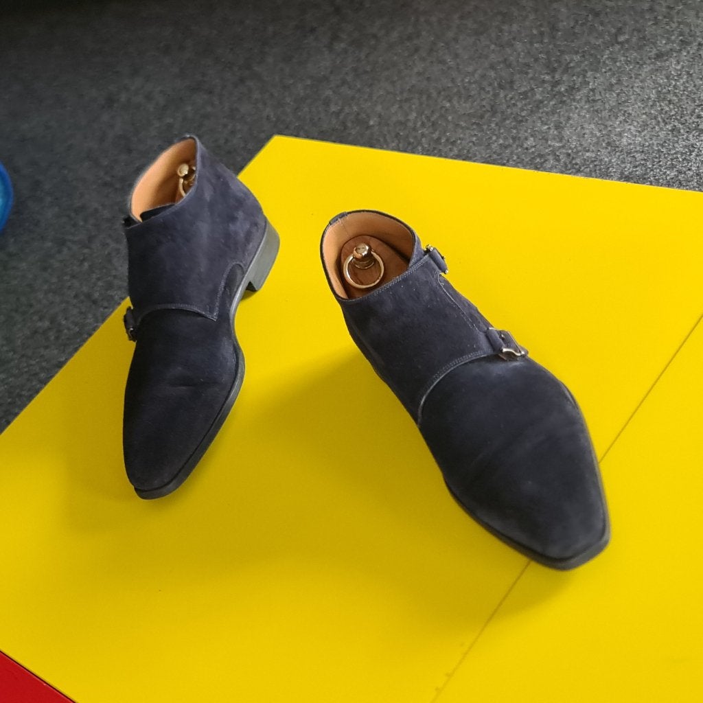 Magnanni suede half hoog met 2  gesp en blauwe kleur 42/5, Blauw, Ophalen of Verzenden, Magnanni, Gespschoenen
