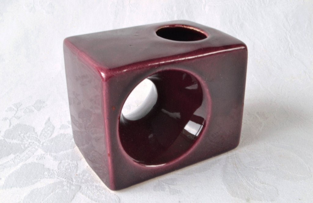 Blokvormig vaasje paars keramiek – Nederlands design 1970’s, 8 cm, Vaas, Paars, Ophalen of Verzenden
