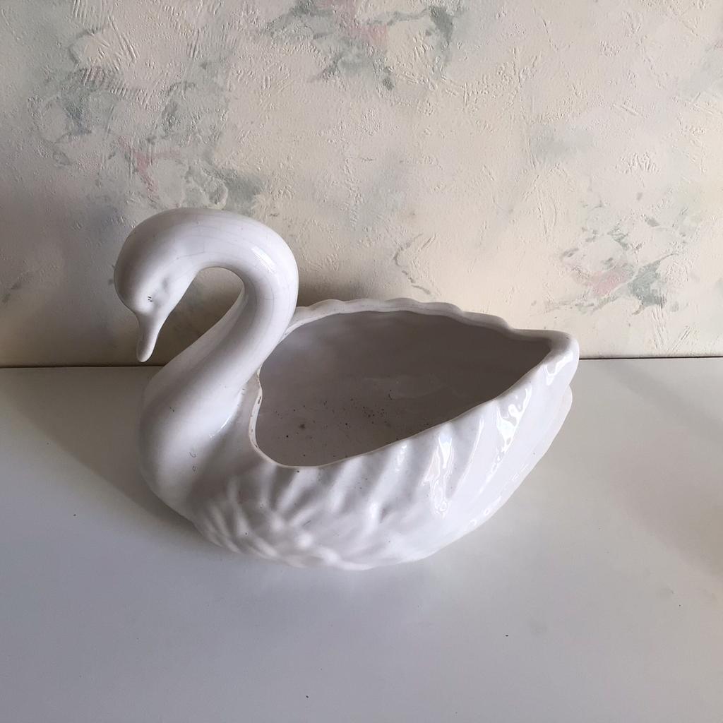 Mooi schaal bloempot zwaan, Antiek en Kunst, Antiek | Keramiek en Aardewerk, Ophalen