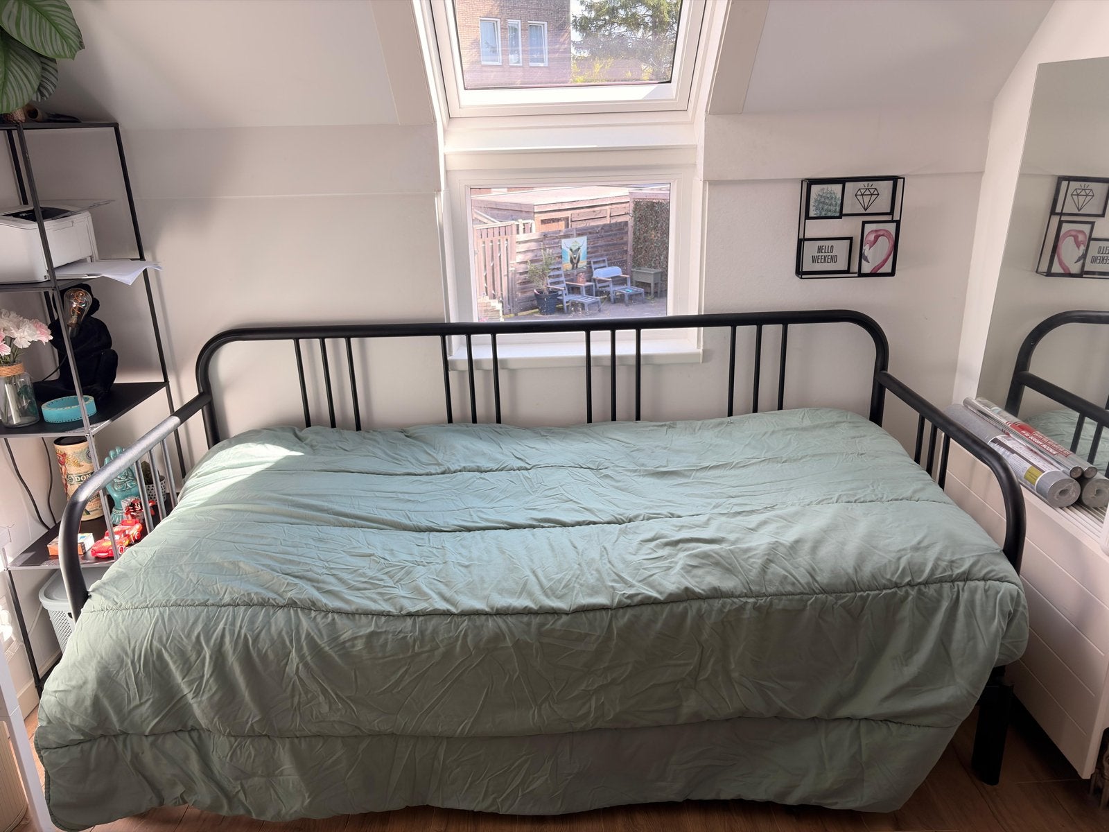 IKEA FYRESDAL bedbank zwart - Nieuwstaat zonder matras, Ophalen, Eenpersoons, Zwart, Zo goed als nieuw