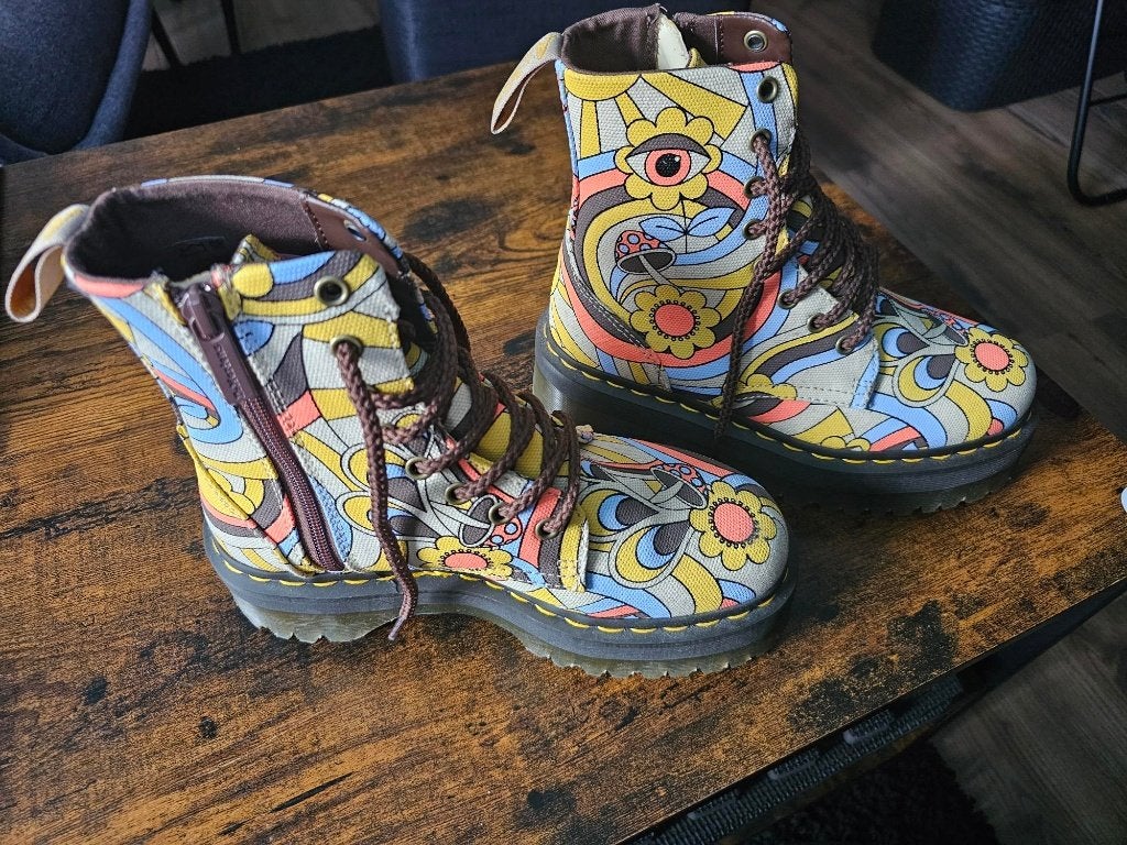 Dames schoenen  Dr.Martens maat 38 NIEUW, Kleding | Dames, Schoenen, Lage of Enkellaarzen, Nieuw, Ophalen of Verzenden, Overige kleuren