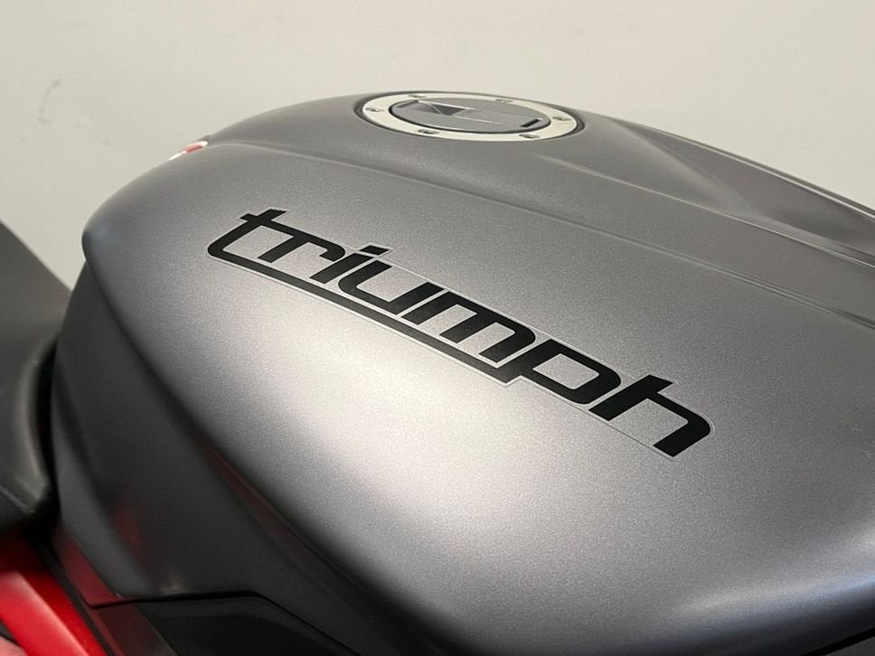 ⭐️⭐️Triumph STREET TRIPLE R (bj 2013)⭐️⭐️, Motoren, 675 cc, Motorrijbewijs A, Bedrijf, Meer dan 35 kW