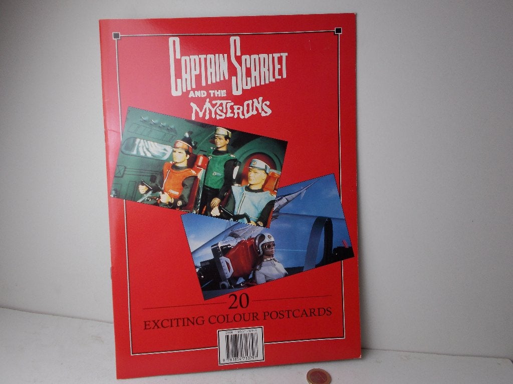 1993 CAPTAIN SCARLET. 20 LUXE POSTCARDS IN ALBUM (Compleet!)