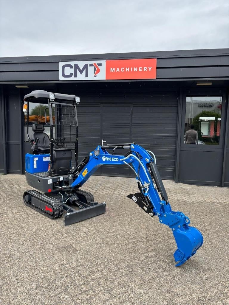Rippa (koop 1-cyl.) R10 minigraver 1,0 ton + 2 gratis bakken, Zakelijke goederen, Machines en Bouw | Kranen en Graafmachines, Ophalen of Verzenden