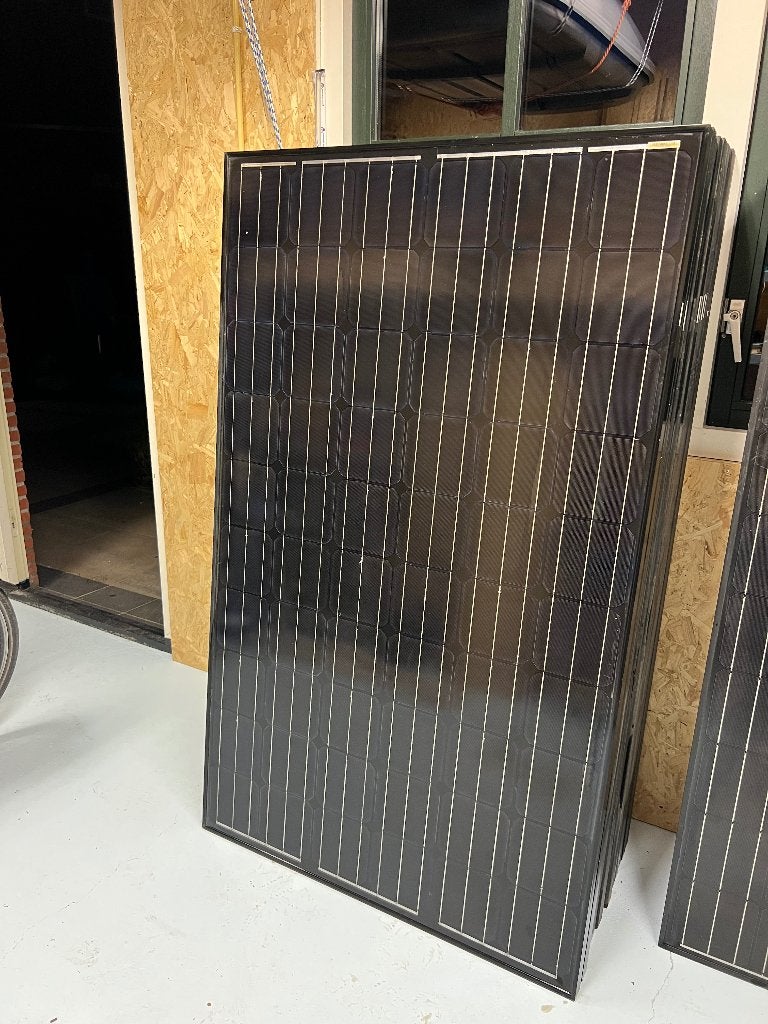 11 stuks Zonnepanelen ZNSHINE SOLAR (BLACK) - 250Wp, Ophalen, Gebruikt, Paneel, 200 wattpiek of meer