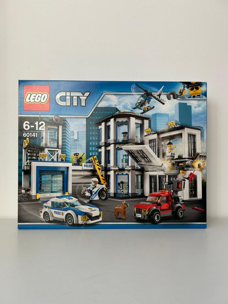 Lego 60141 - Lego City Politiebureau - *NIEUW*, Kinderen en Baby's, Speelgoed | Duplo en Lego, Lego, City, Nieuw, Ophalen of Verzenden