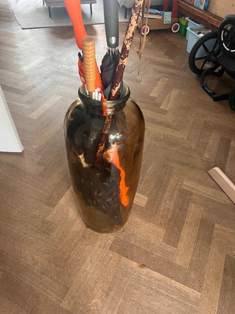 Grote vaas in goede staat, Huis en Inrichting, Ophalen, Bruin, 70 cm, Glas