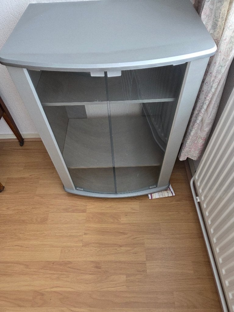 Grijze kast, Ophalen, Kunststof, Gebruikt, 50 tot 100 cm