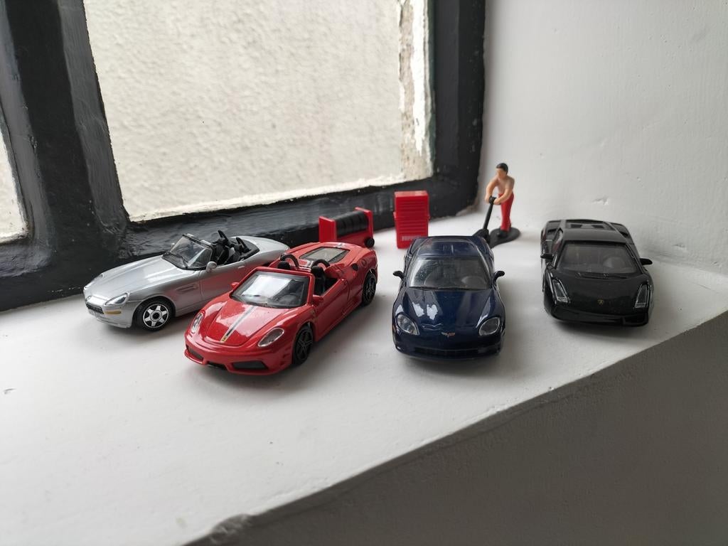 Burago BMW, Lamborghini, Corvette, Ferrari met pitstop, Ophalen of Verzenden, Gebruikt, Auto, Overige merken