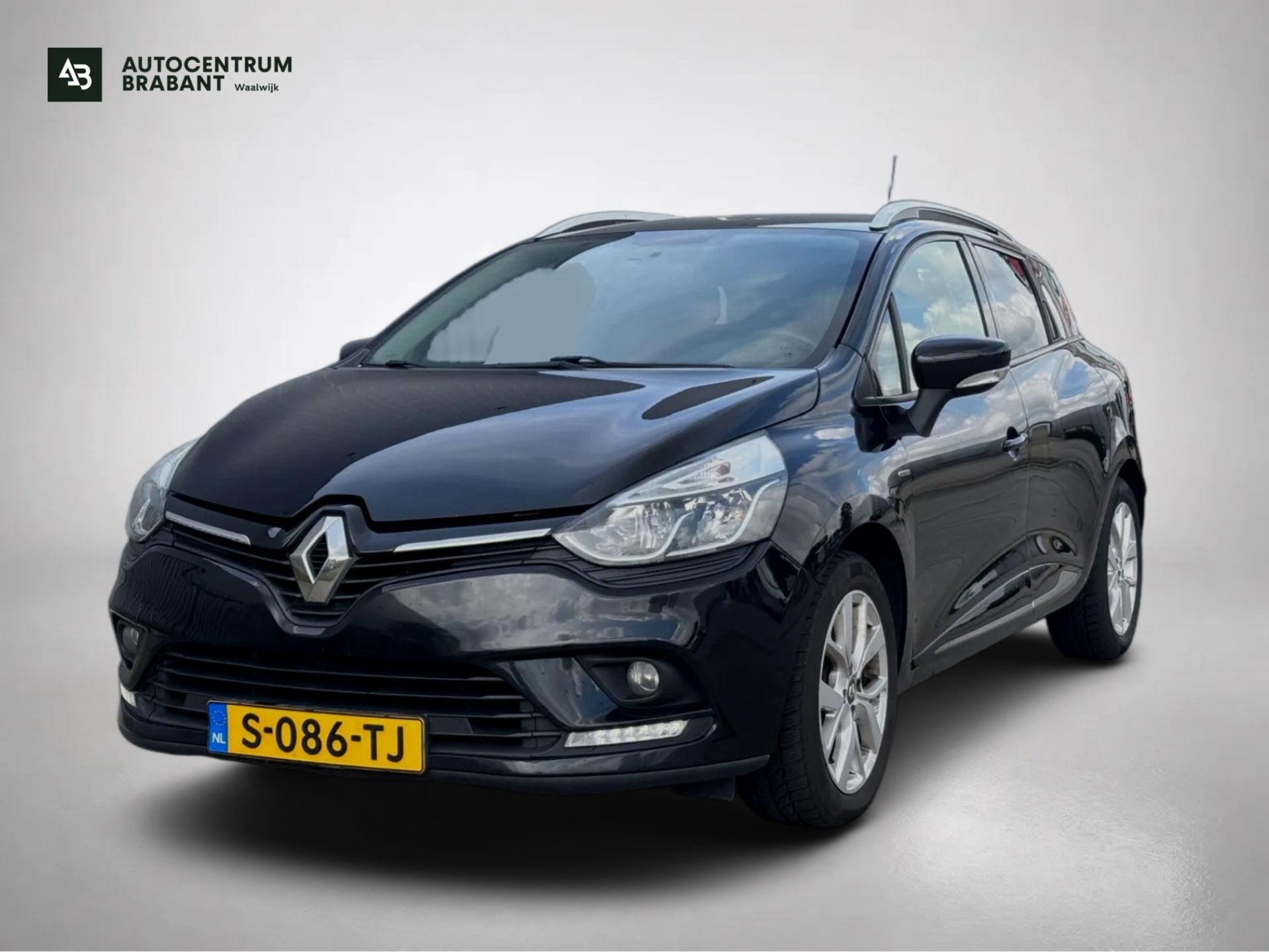 Renault CLIO Estate 1.5 dCi EURO 6 (Navi, Parkeersensoren, A, Auto's, Voorwielaandrijving, Gebruikt, 4 cilinders, Zwart