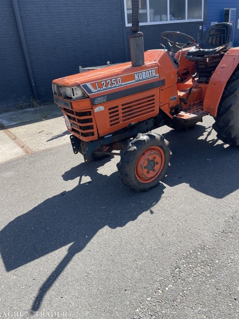 Kubota L2250 tractor 4wd, K, K, K
