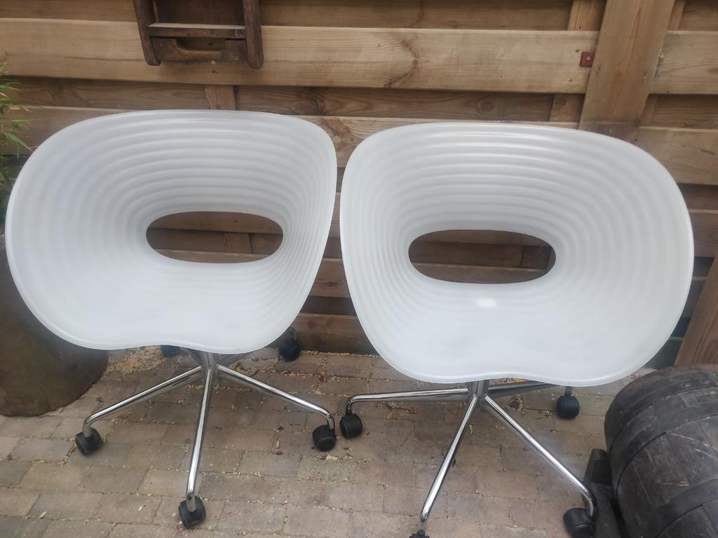 Vitra Tom Vac bureaustoelen met wielen, Huis en Inrichting, Stoelen, Gebruikt, Twee, Kunststof, Wit, Ophalen