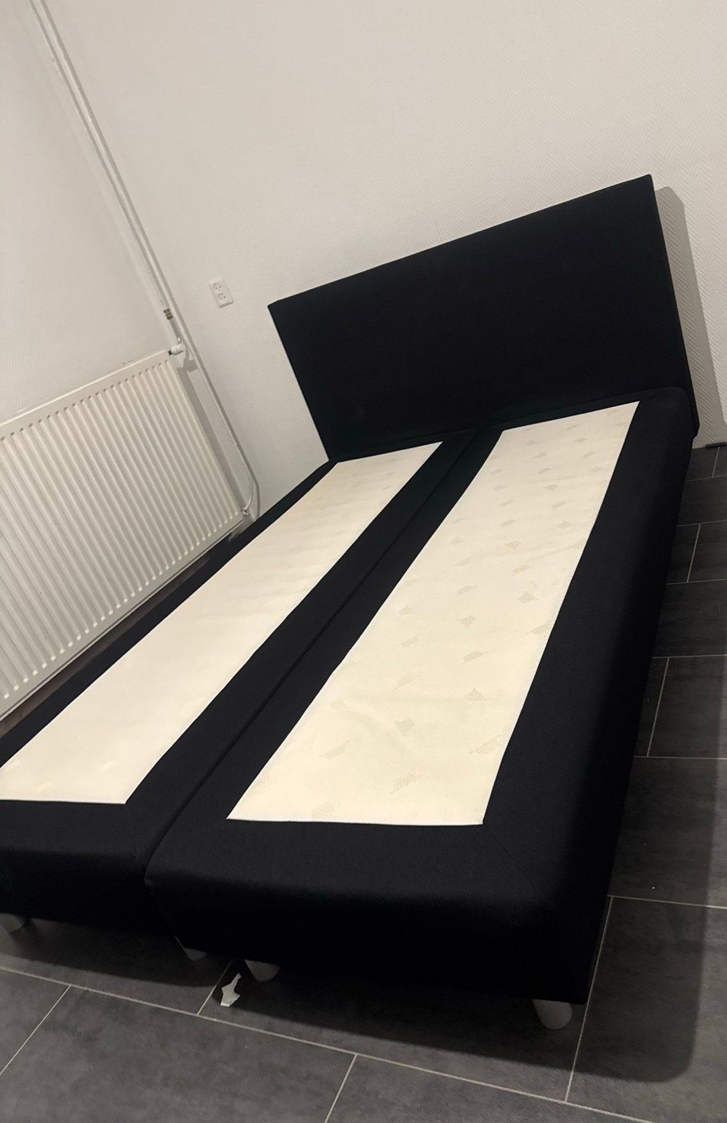 Boxspring 140x210, Ophalen, Gebruikt, 140 cm, Twijfelaar