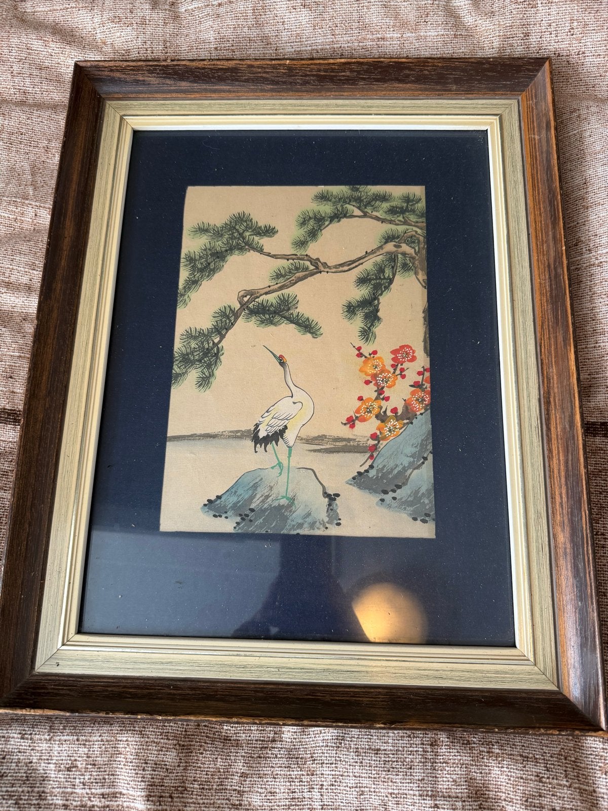 Vintage Schilderij met Kraanvogel en Pijnbomen, Antiek en Kunst, Overige technieken, Dieren, Ophalen of Verzenden, Papier