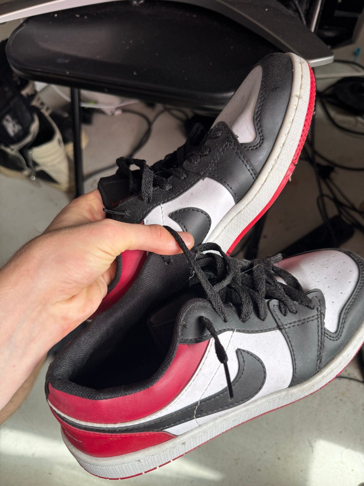 Zwart & Rood Lage Sneakers Maat 43 (Jordan 1 Stijl), Ophalen, Gedragen, Zwart, Sneakers of Gympen