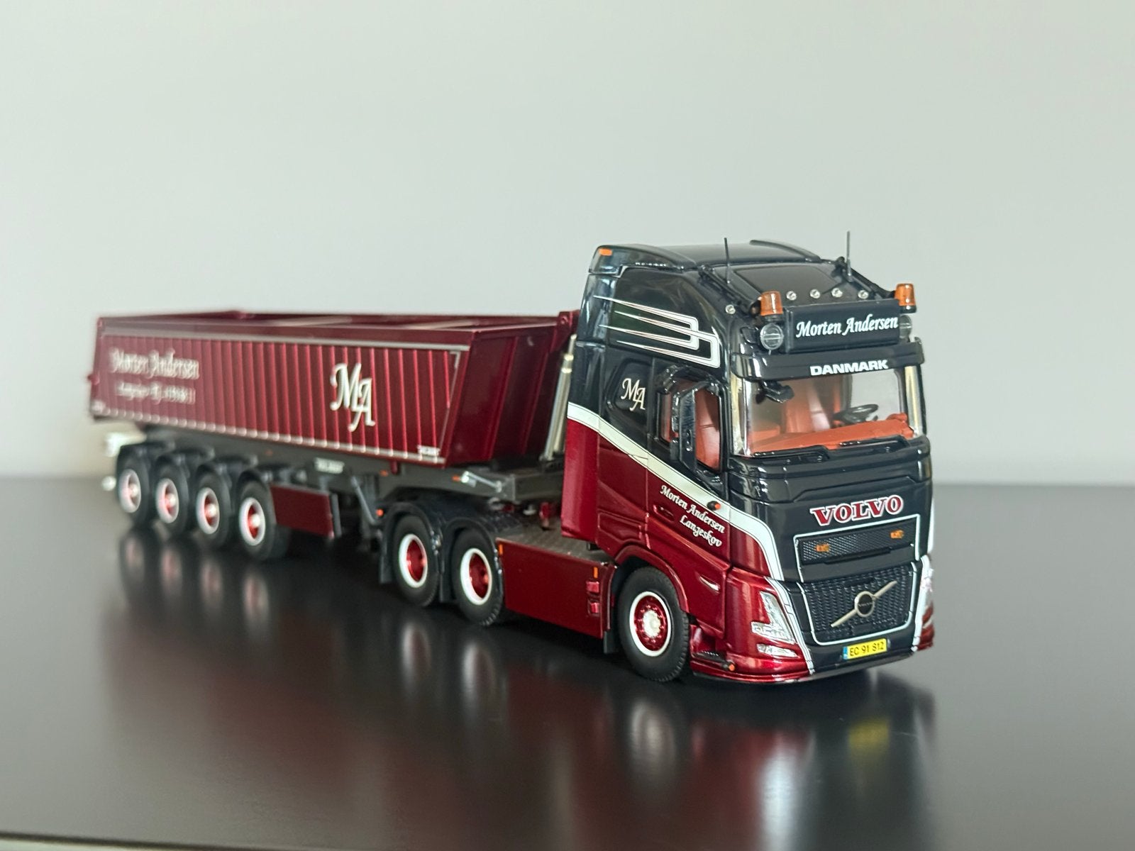Volvo Morten Andersen Tekno model met kipper, Hobby en Vrije tijd, Modelauto's | 1:50, Zo goed als nieuw, Bus of Vrachtwagen, Overige merken